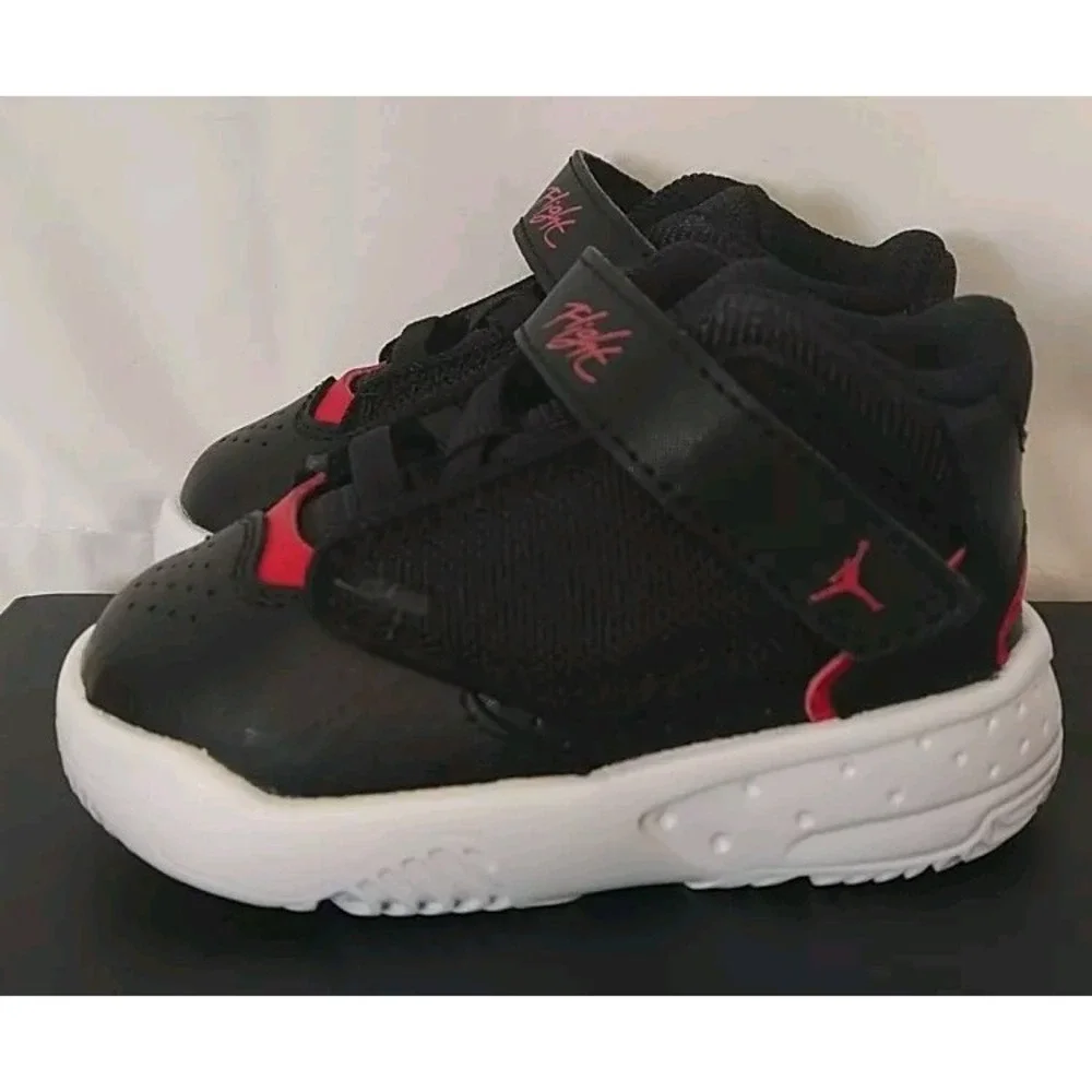 Jordan Max Aura 4 TD Toddler Shoes Black Red White Size 4C